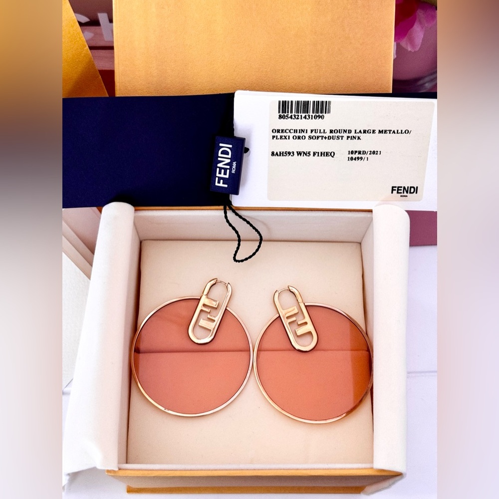 Rare FENDI Oarlock Pink Earrings